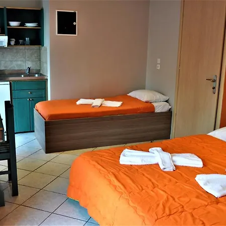 招待所 In Studio - Beautiful For 3 People In Limenaria, Only Five Minutes Away From Center 利迈纳里亚